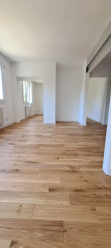 Entretien parquet à Néville